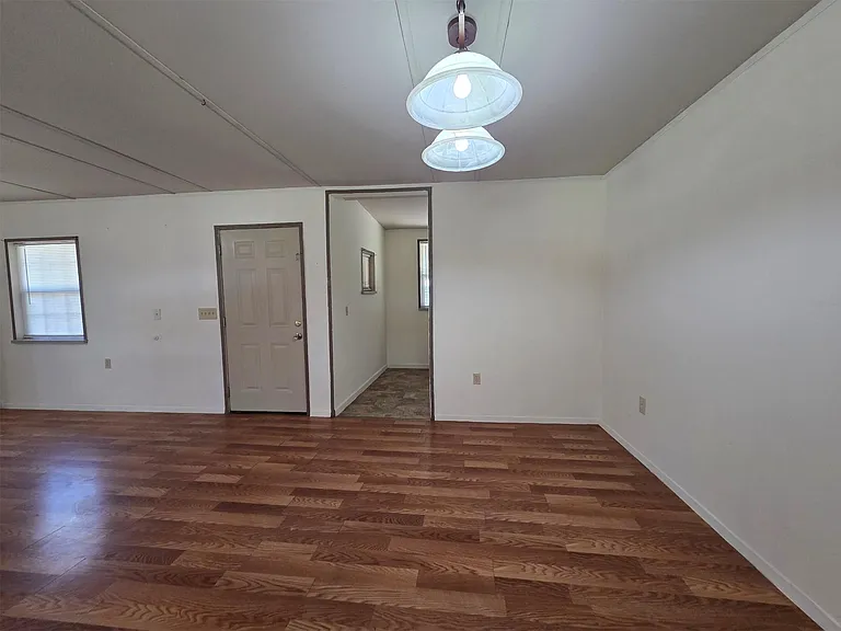 22884 Oakmont Dr — Photo 14