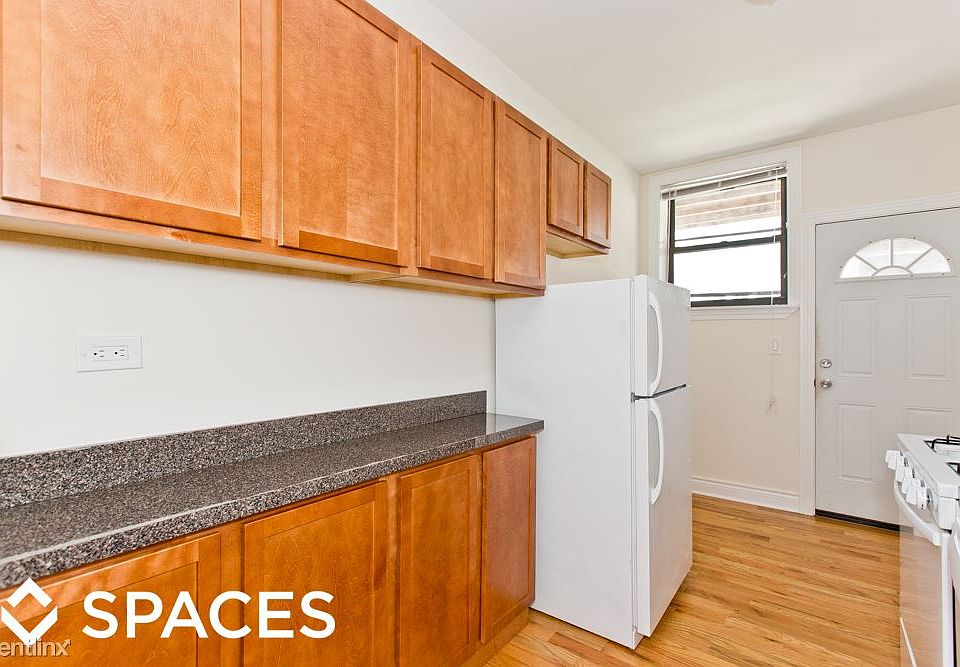 1st image of 823 W Waveland Ave APT 2N