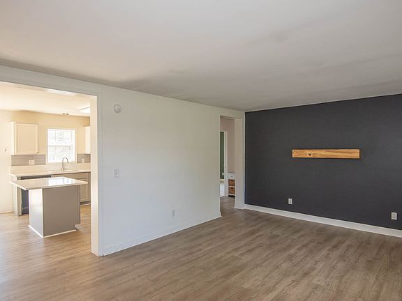 4th image of 249 Noahs Rd