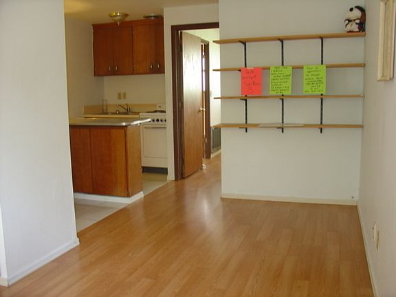 2nd image of 710-7125 NE 43rd St #712