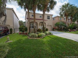 553 NW 87th Ter, Coral Springs, FL 33071