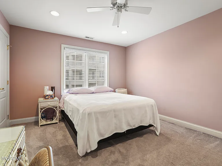 12 Riviera Dr — Photo 14