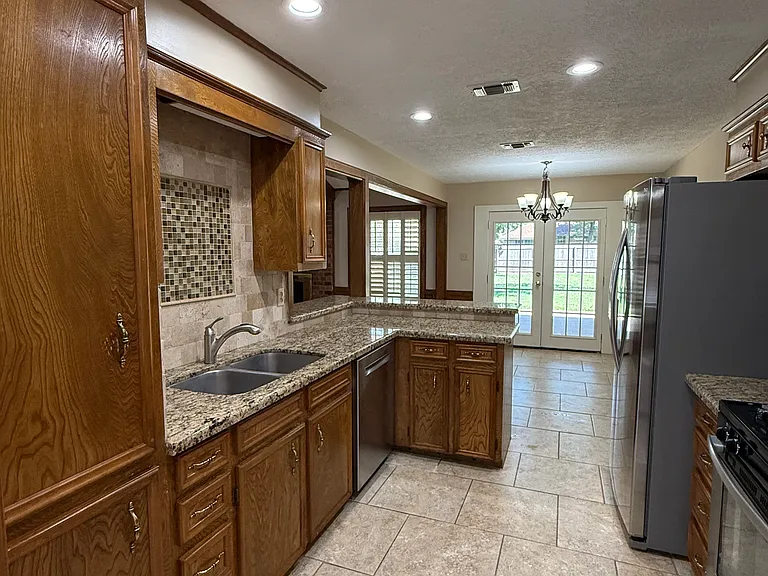 2614 Spicewood Ct — Photo 2