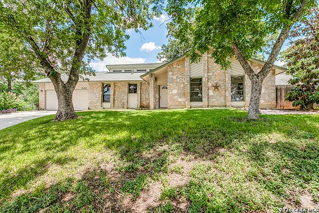 3 bed, 2.0 bath, 1467 sqft, $1,700 — Photo 2