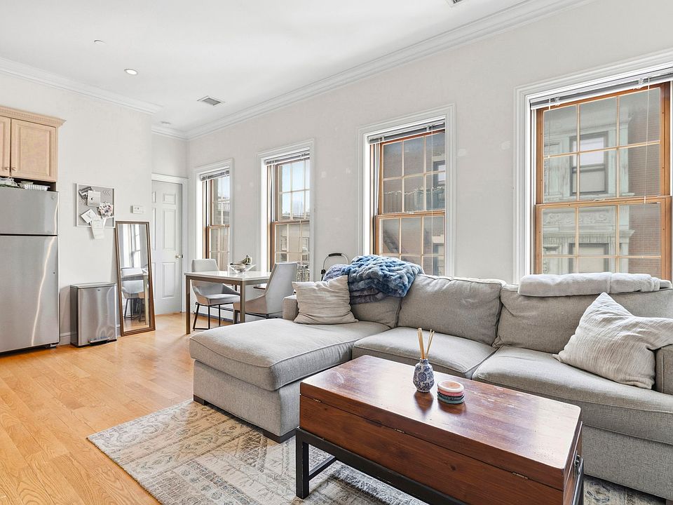 1st image of 100 Salem St #9