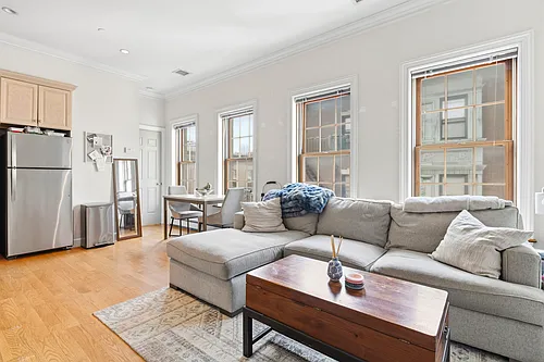 100 Salem St #9 Photo 1