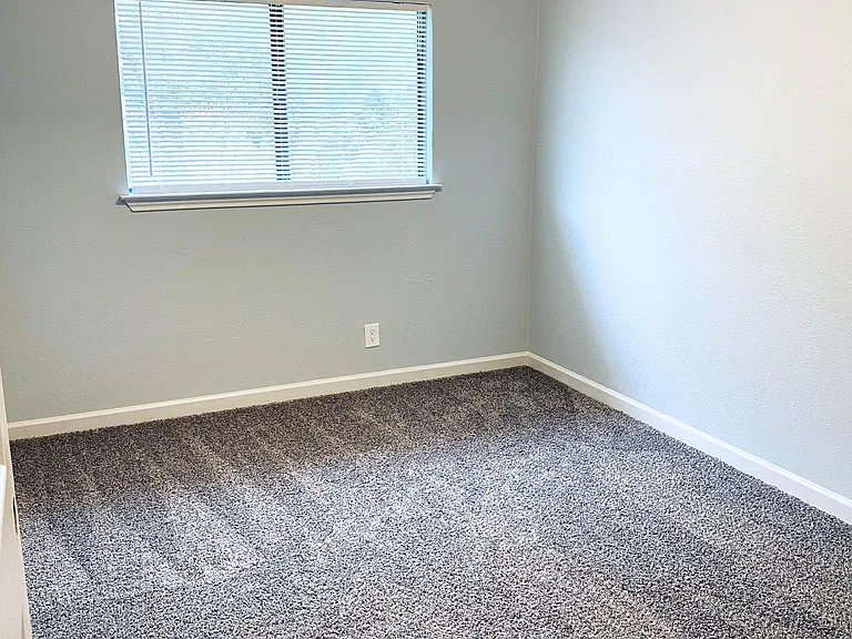 Upstairs back bedroom