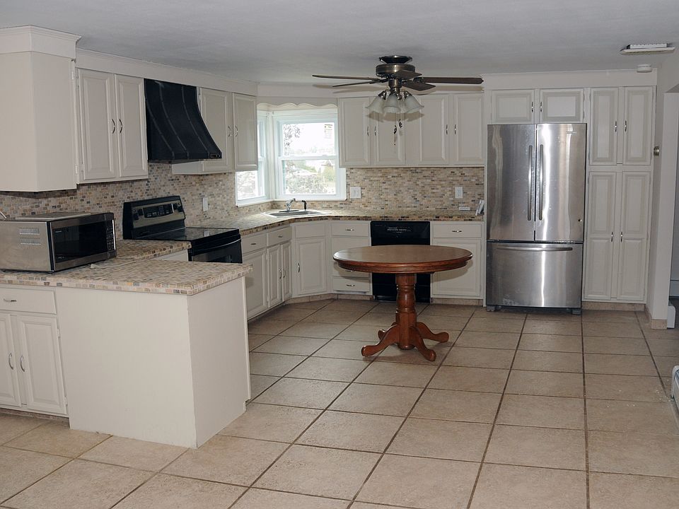 2nd kitchen