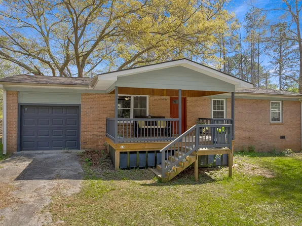 12 Heritage Ct, Spartanburg, SC 29307