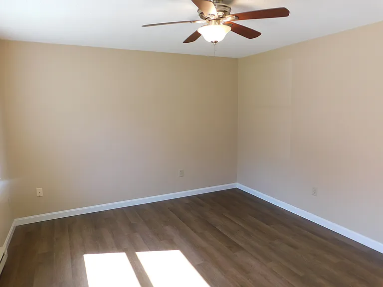 4 Willow Creek Ln — Photo 9