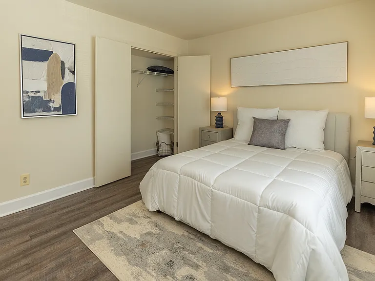 The Brittany Apartments — Photo 9