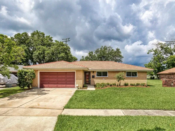 70 Marie Dr, Gretna, LA 70053