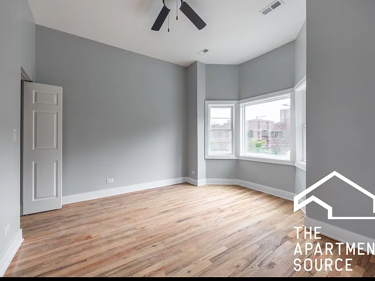 1746 N California Ave #2F — Photo 6