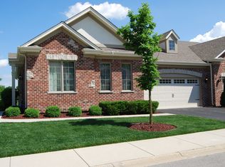 19237 Whisper Creek Cir, Mokena, IL 60448