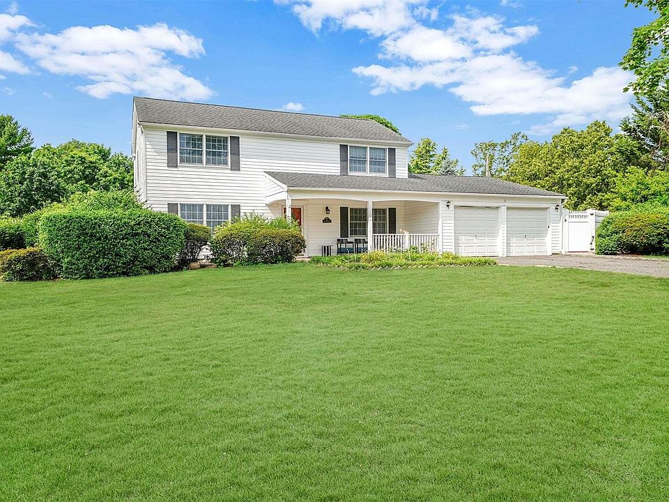 1st image of 10 Hastings Drive