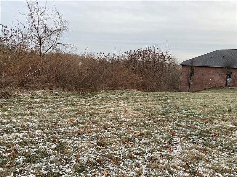 2nd image of 1389 Deep Wood Dr