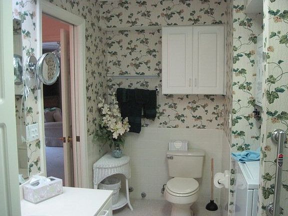 5th image of 300 Mason St Suite 112