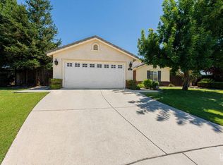 12102 Fairburn Way, Bakersfield, CA 93312