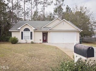 111 Azalea Ct, Kingsland, GA 31548
