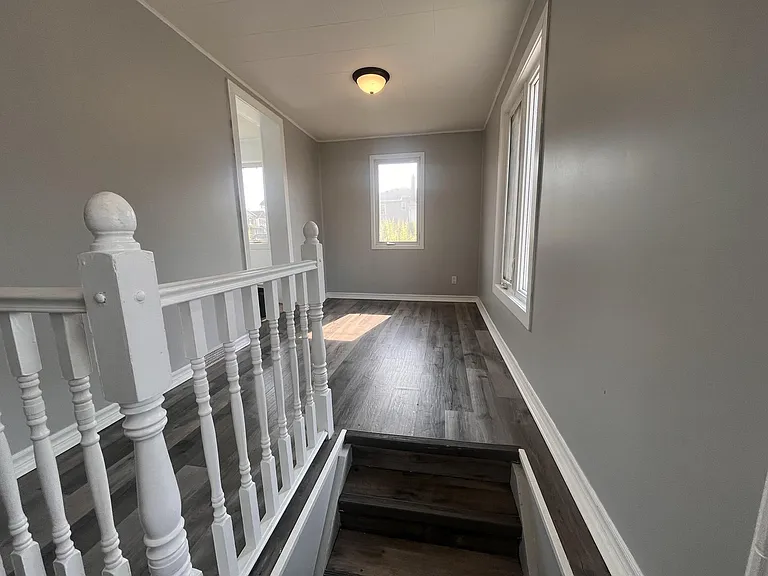 203 Nolin St — Photo 6