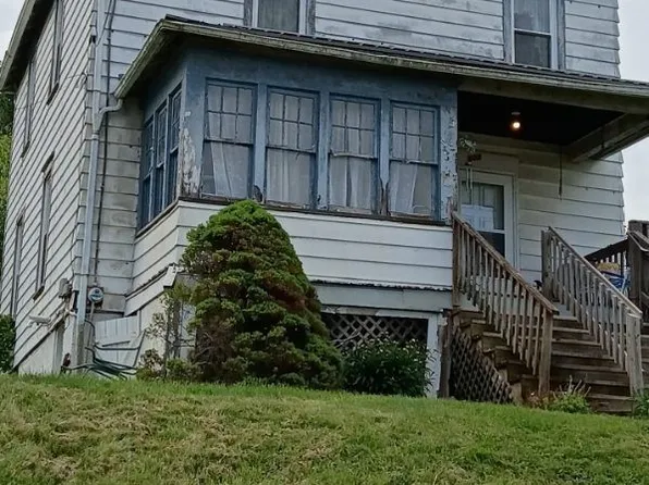 608 McCready Ave, Cadiz, OH 43907
