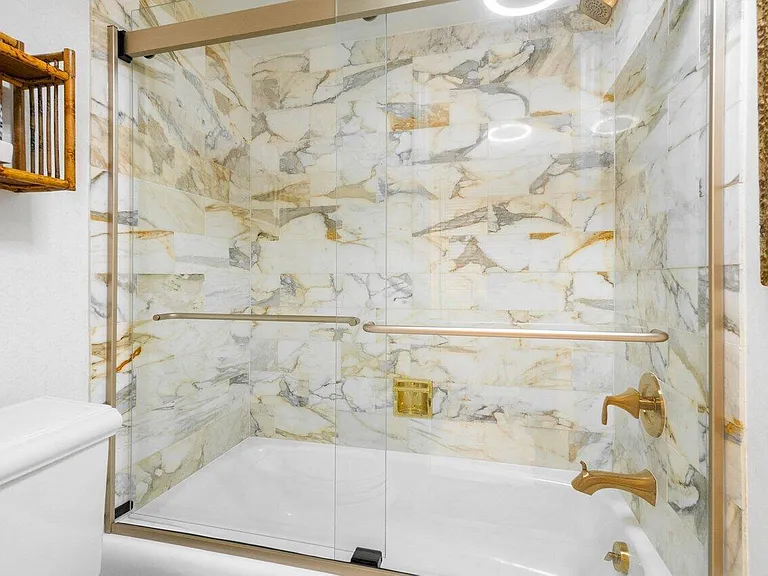 899 Jeffery St #3050 — Photo 14