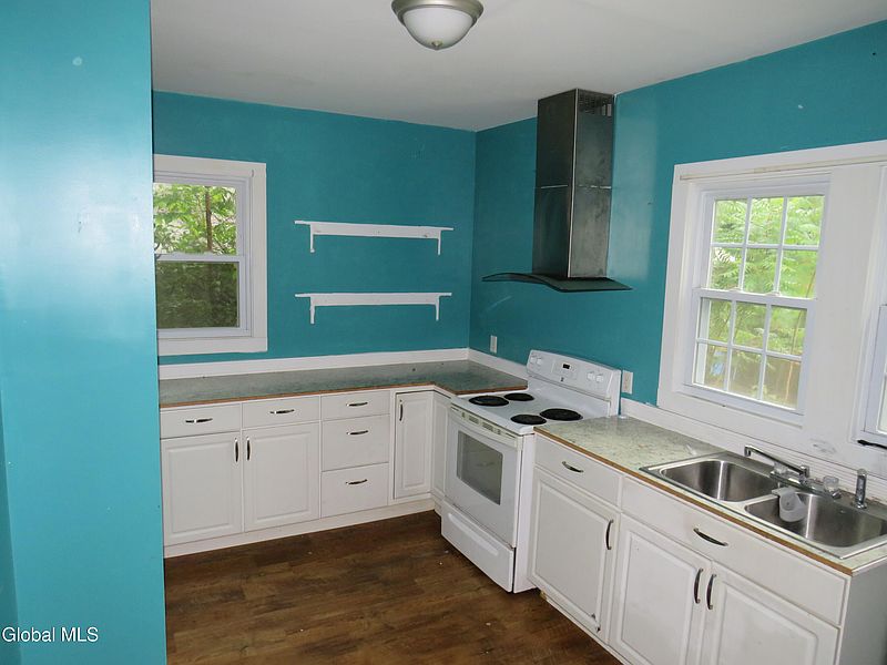 2nd image of 18 Lamberson Street