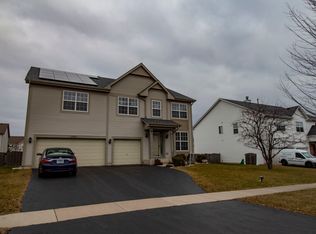 282 W Caldwell Dr, Round Lake, IL 60073