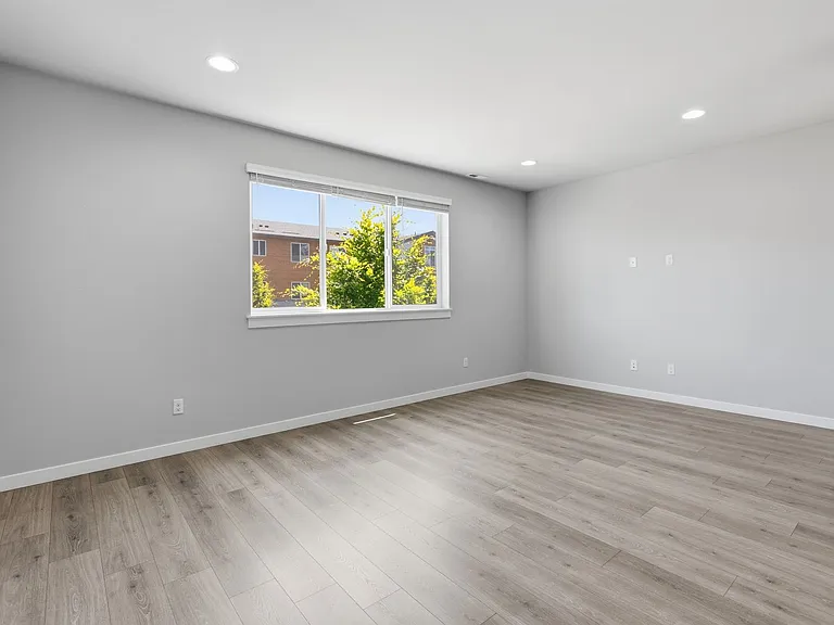 19324 35th Dr SE #E — Photo 17