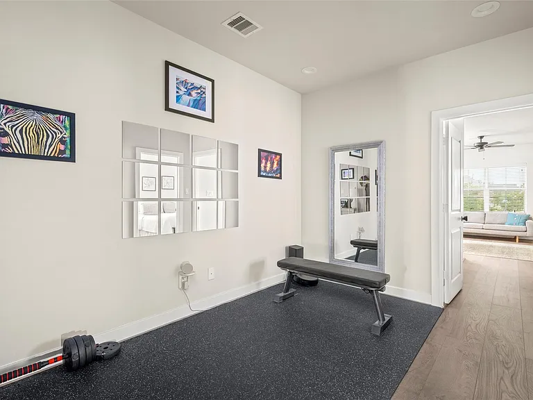 1531 Beall St #A — Photo 23