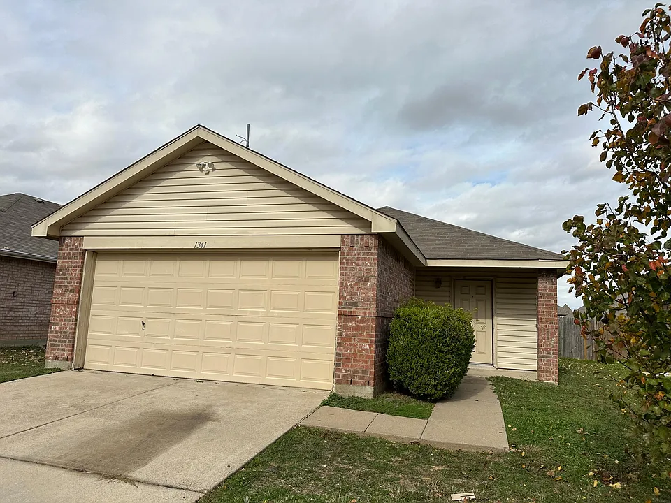 1341 Castle Ridge Rd