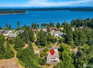 2312 NE Solar View Ct, Poulsbo, WA 98370