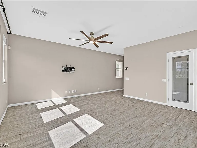 6249 Echo Mountain St — Photo 5