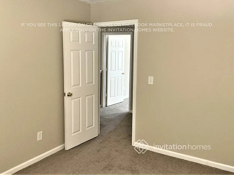 3924 Shenfield Dr — Photo 9