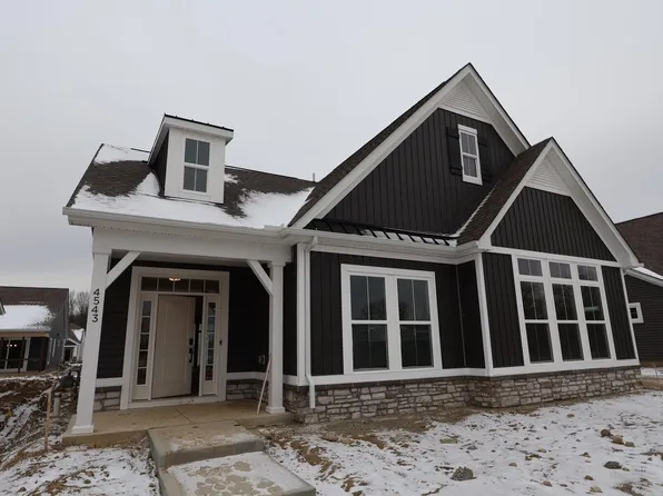 4543 Corsican Loop E, Hilliard, OH 43026