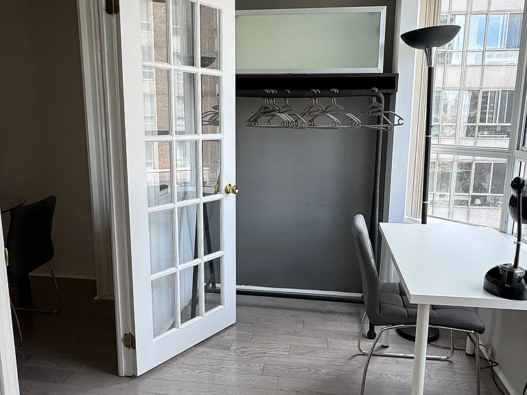 44 Gerrard St W #1701 — Photo 19