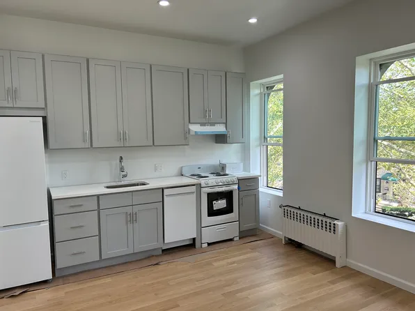 99 Seeley Street image 1 of 8