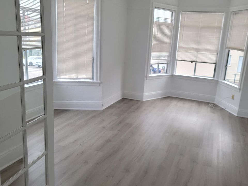 1st image of 1390 Broadway St #3