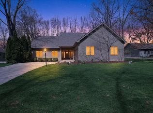 11781 Old Oak Dr, Granger, IN
