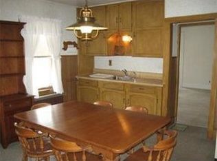 6 Parker St, Southborough, MA 01772