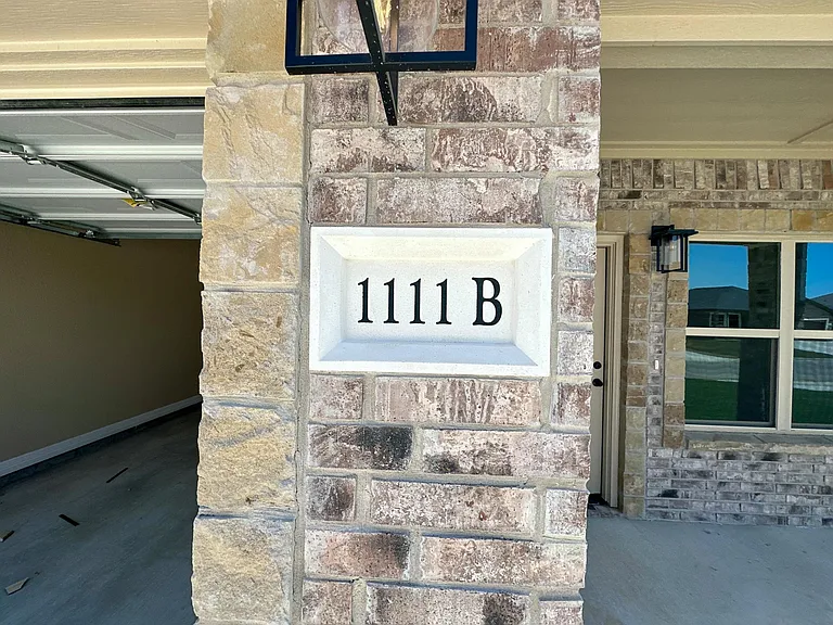 1111 Antelope Trl #B — Photo 12