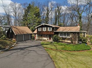 2334 Fairway Rd, Huntingdon Valley, PA 19006