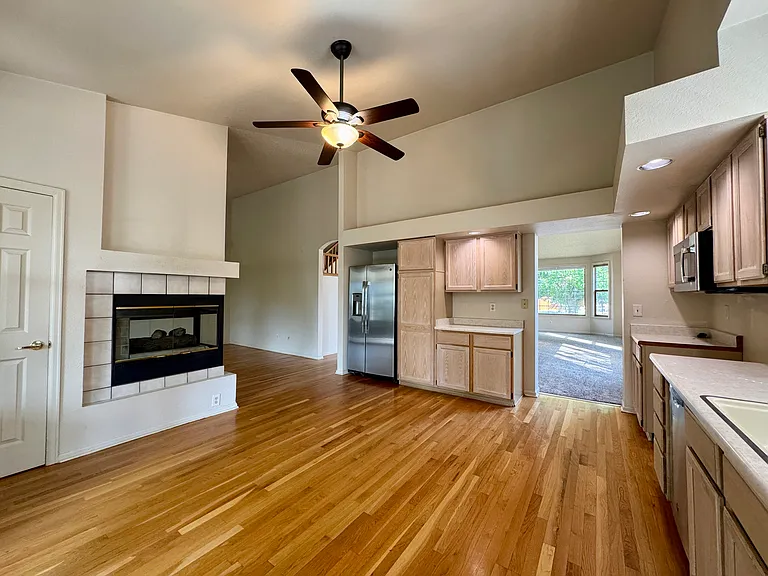 2404 S Holman Cir — Photo 8