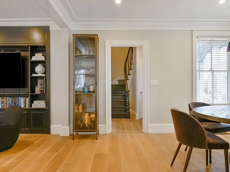 51 Fair St — Photo 6