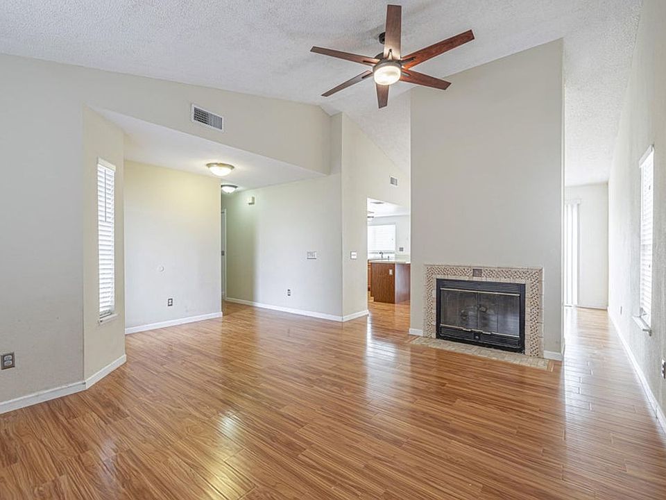 2nd image of 756 Twinberry Ln