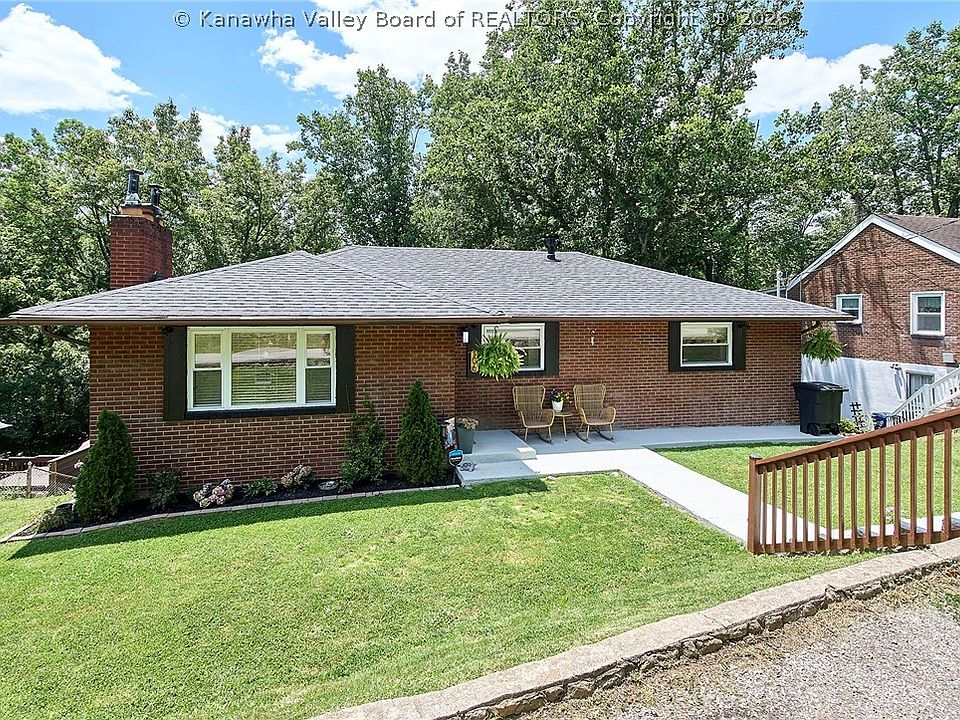 1st image of 106 Sheridan Cir