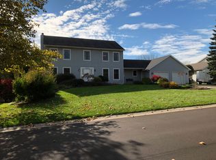 1832 Chableau Ct SW, Wyoming, MI 49519