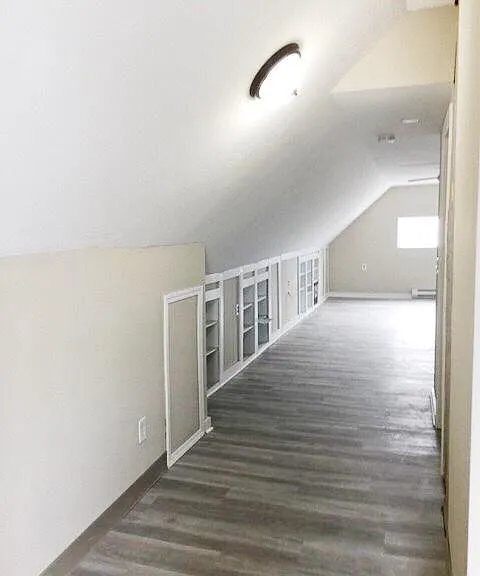 Huge Upstairs Master Suite Fully Remodeled