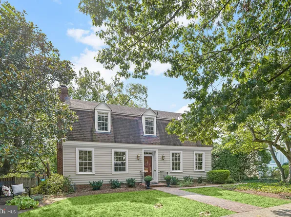 6302 Broadbranch Rd, Chevy Chase, MD 20815