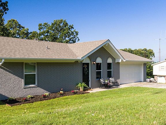 4th image of 500 Westfield Dr